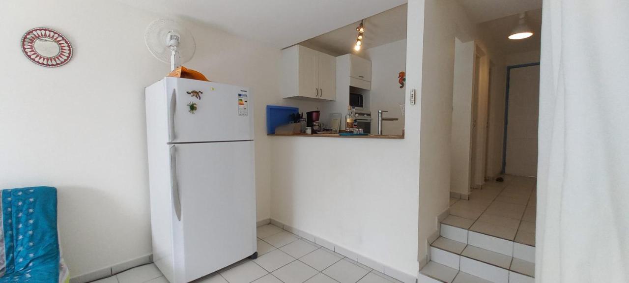 Vue Mer, Piscine, Appartement 4 Personnes Le Gosier  Exterior photo