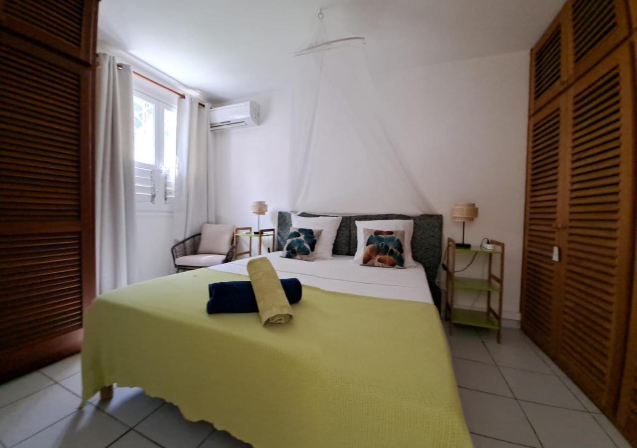 Vue Mer, Piscine, Appartement 4 Personnes Le Gosier  Exterior photo